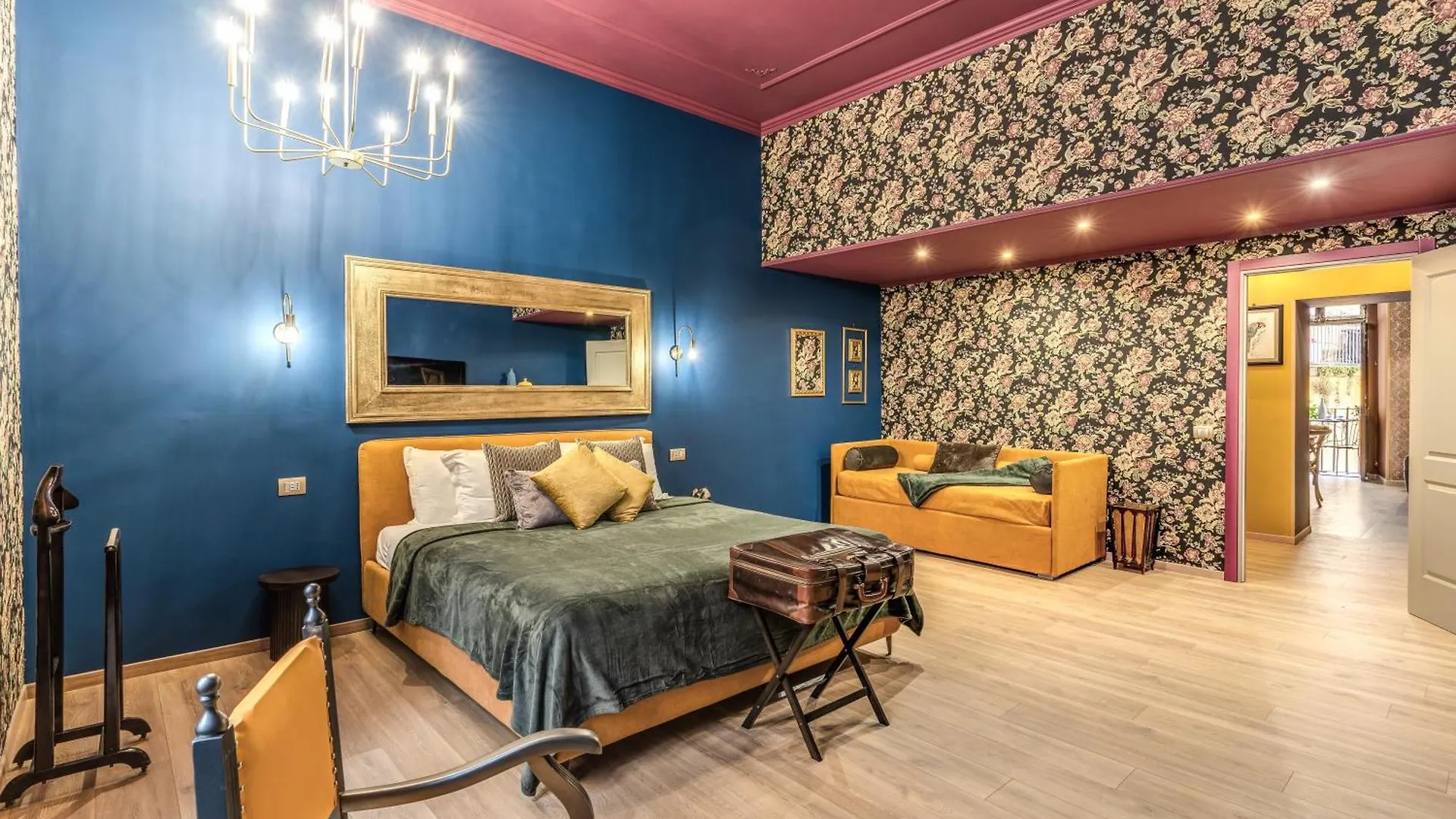 Corso Miracle Suite Rome Italy