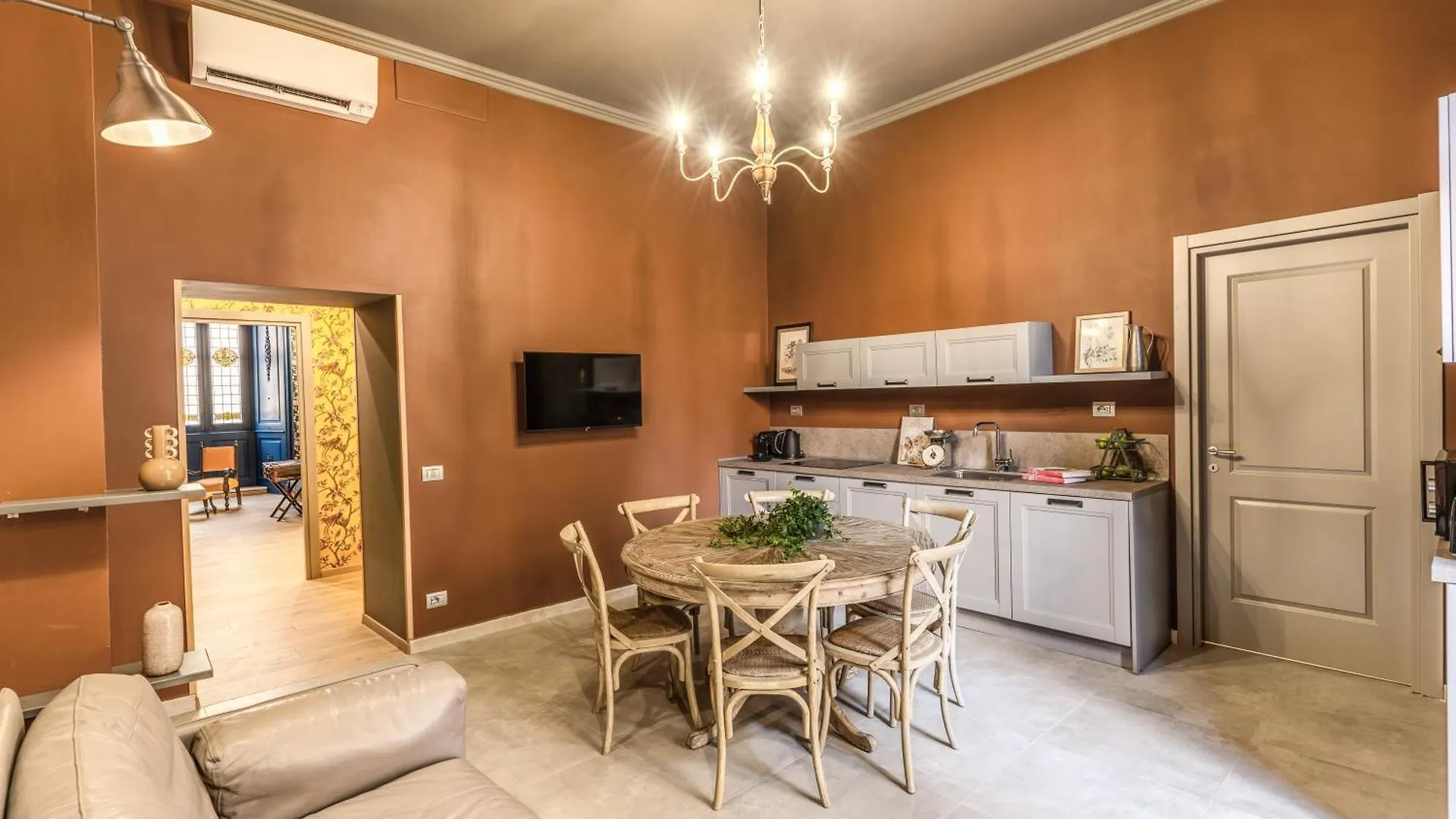 Corso Miracle Suite Rome 0*,